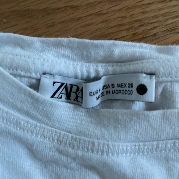 🎉 3/$10 - White Flare T-shirt - Picture 2 of 2